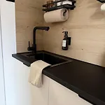 Apartment A&r