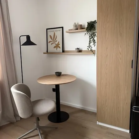 A&r Menninghueffen * Löhne